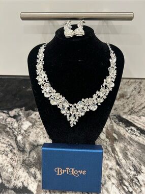 Silver Floral Crystal Necklace for Women